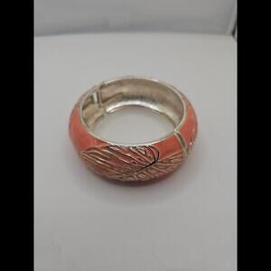 Shiny Orange Gold Palm Leaves Bracelet Enamel Clamper Hinge Bangle Bracelet NWOT